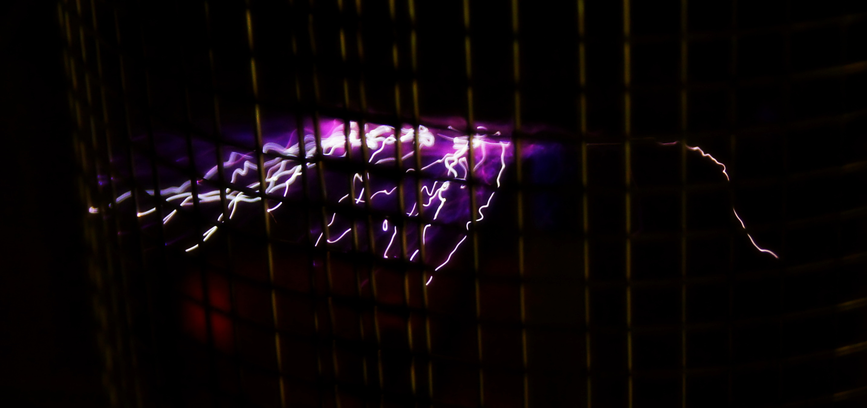 Scientists Study How Insulators Behave in the Presence of Fog and Mist